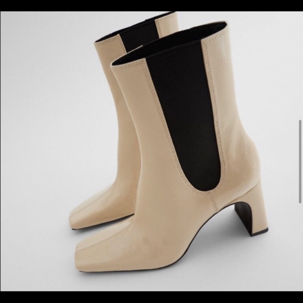 Zara HEELED ANKLE BOOTS WITH SIDE GORING